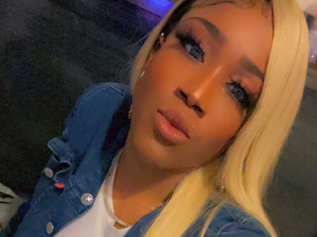 A profil fényképe PrettyDoubleG