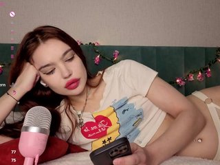 Erotikus videocsevegés PrettyLilie