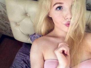 Erotikus videocsevegés prettynelly