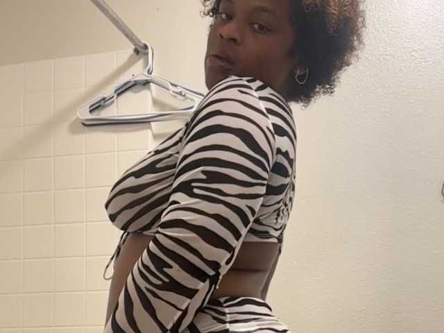 A profil fényképe prettynthick12