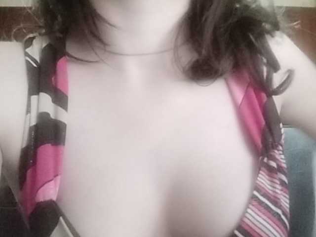 Fényképek princes7773 Group chat - take off my bra; Full privat - take off my panties; I don’t look at the camera.
