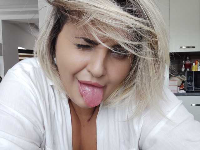 A profil fényképe PriYaAddison