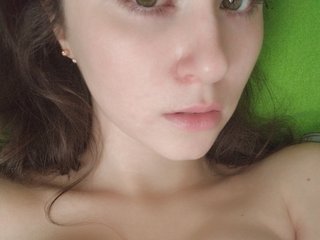 Erotikus videocsevegés CuteKitty00