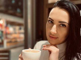 Erotikus videocsevegés PureEnergya