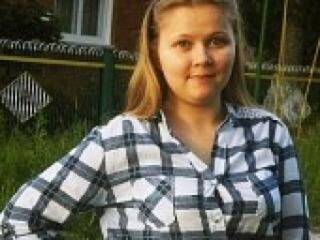 Erotikus videocsevegés pussygirl18