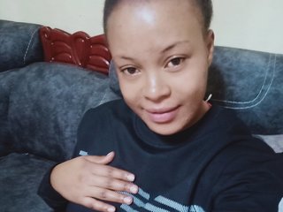 Erotikus videocsevegés Queen-Biancah