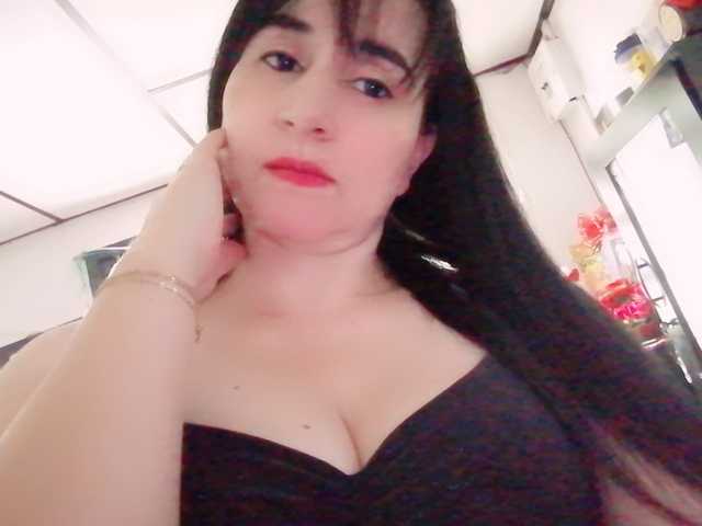 A profil fényképe queen91