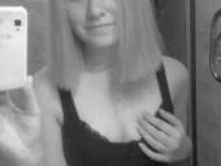 Erotikus videocsevegés queenlike