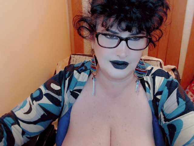 Fényképek QueenOfSin GODESS ​OF ​YOUR ​SOUL ​AND ​QUEEN ​OF ​SIN ​IS ​HERE!​SHOW ​ME ​YOUR ​LOVE ​AND ​I ​SHOW ​YOU ​PARADISE!#​mistress#​bbw