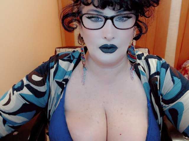 Fényképek QueenOfSin GODESS ​OF ​YOUR ​SOUL ​AND ​QUEEN ​OF ​SIN ​IS ​HERE!​SHOW ​ME ​YOUR ​LOVE ​AND ​I ​SHOW ​YOU ​PARADISE!#​mistress#​bbw