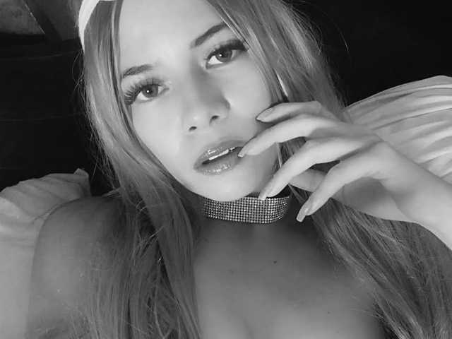 A profil fényképe Queenofsquirt