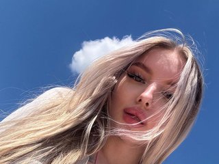 Erotikus videocsevegés queenofvibes