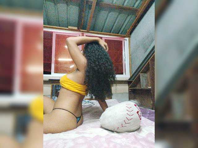 Sugárzási képernyőképek Queenubiz