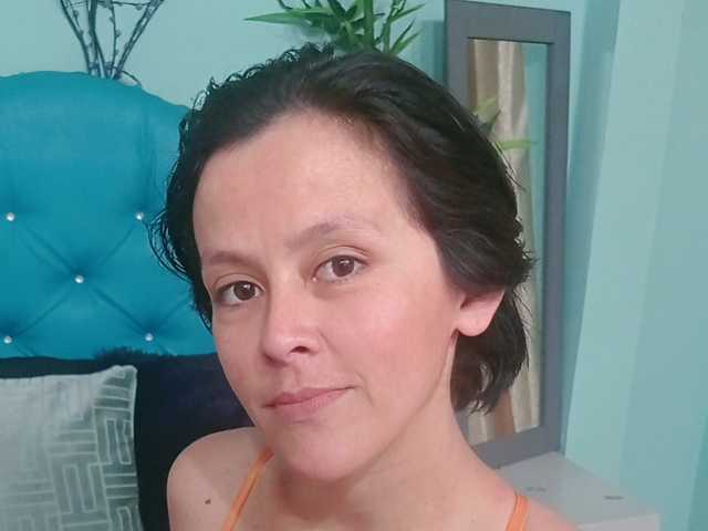 A profil fényképe Rachel-Lopez