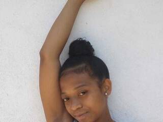 Erotikus videocsevegés Raissacute