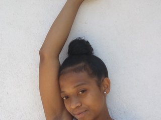 Erotikus videocsevegés Raissacute