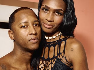 Erotikus videocsevegés Randy-and-Chanell