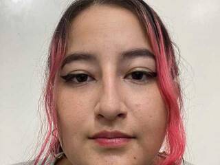 Erotikus videocsevegés Raniiaa