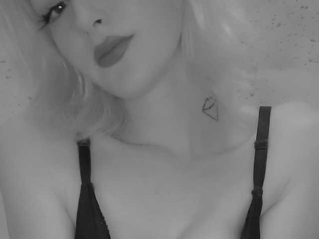 A profil fényképe Bbyhalo
