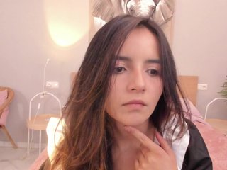 Erotikus videocsevegés Raychell_Black