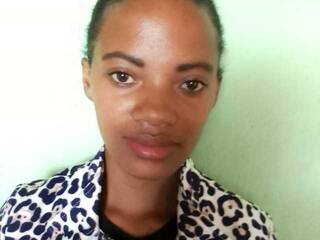 Erotikus videocsevegés Razafihaja