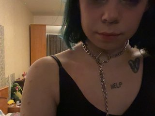 Erotikus videocsevegés red-haired-witch1