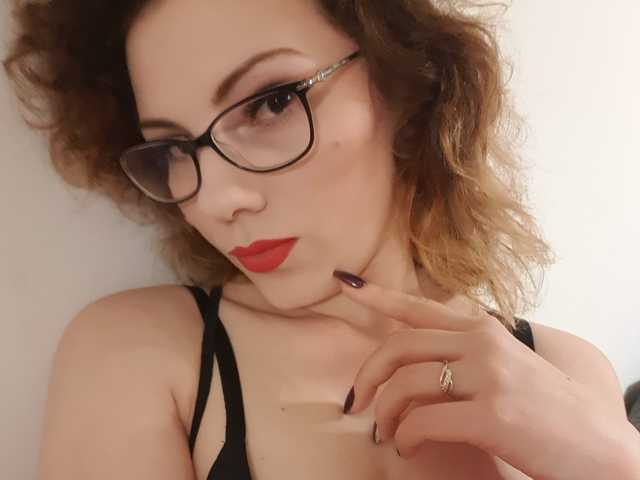 A profil fényképe Red_rose693