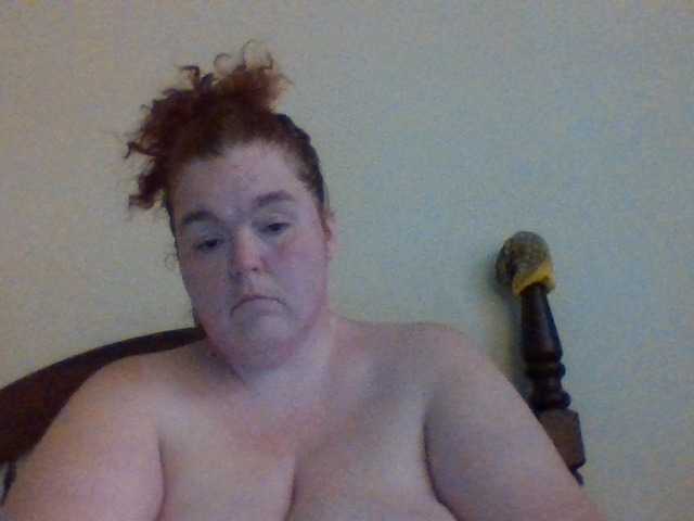 Fényképek rednecklady1 Its Monday, in Lockdown due to COVID, what yall doing.