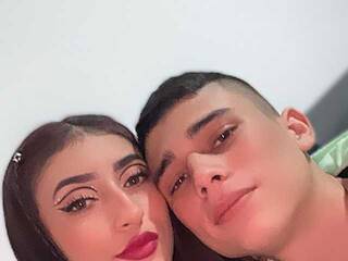 Erotikus videocsevegés RedRoom-pmb