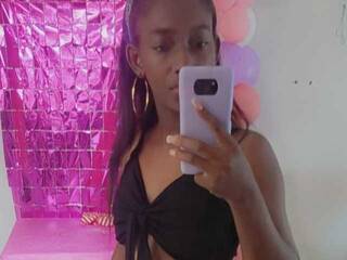 Erotikus videocsevegés ReinaEstupina