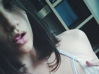 Erotikus videocsevegés Reinammm