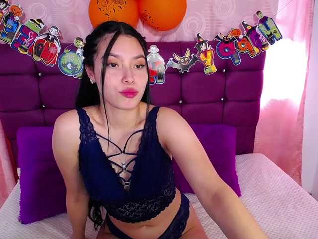 Fényképek Reishell23 Hello guys, play with me now pvt on public.