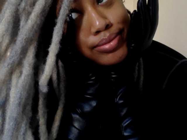 A profil fényképe AaliyahD