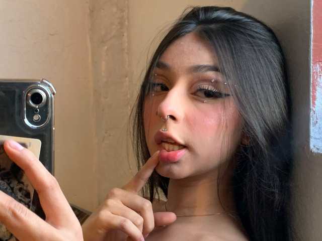 A profil fényképe Riley-Sweet