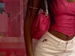 Erotikus videocsevegés Rinah77xx