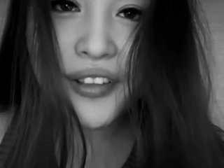 Erotikus videocsevegés RobbieBrunjes