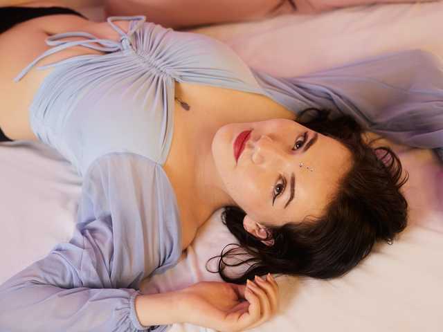 A profil fényképe Robin-tay