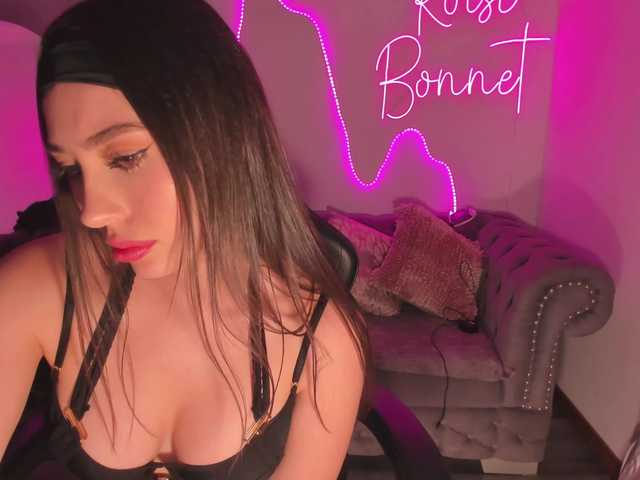 Fényképek RoiseBonnet ♥ My wet pussy needs a dick, come and fuck me! ♥ IG:@roise_bonnet ♥Cum show ♥ @remain