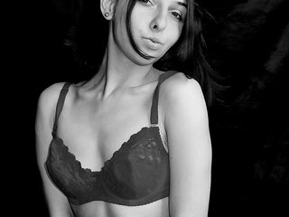 Erotikus videocsevegés -KittyDoll-Meow-