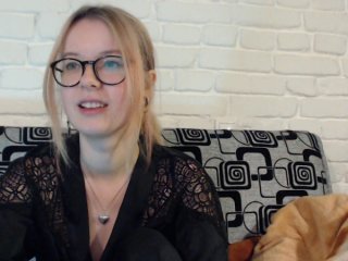 Fényképek Rony-Rose Hi, I'm Nika. All shows are in a group and private chat rooms. Up me to top 100