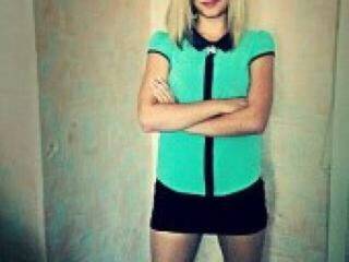 Erotikus videocsevegés rooxxane