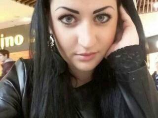 Erotikus videocsevegés roseangell