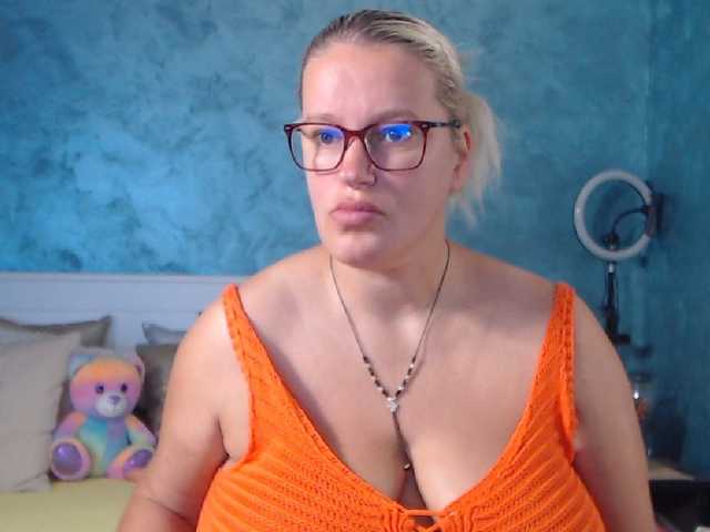Sugárzási képernyőképek Roselyn25