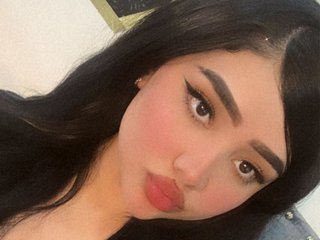 Erotikus videocsevegés RosieBrunett