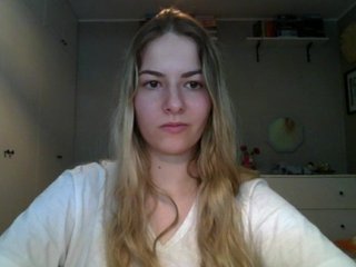 Erotikus videocsevegés RosieJune