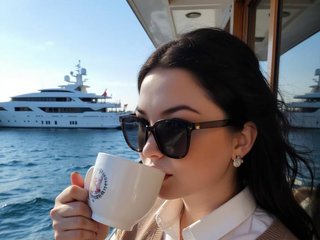 Erotikus videocsevegés StarryDoll