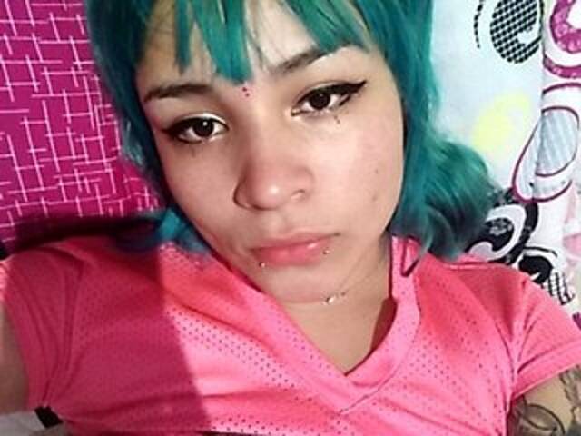 A profil fényképe RossTattoo