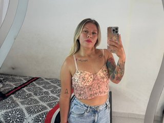 Erotikus videocsevegés RossyMendez-mml