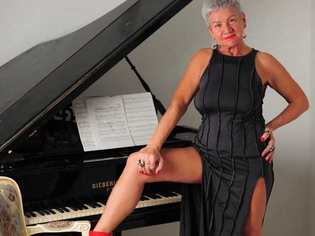 A profil fényképe roxana-brooks