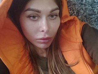 Fényképek RoxaneOBloom Hey guys!:) Goal- #Dance #hot #pvt #c2c #fetish #feet #roleplay Tip to add at friendlist and for requests!